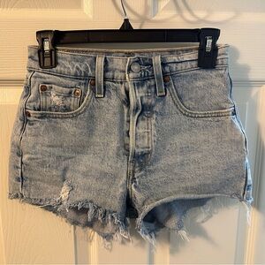 Womens Levi 501 Shorts Size 24